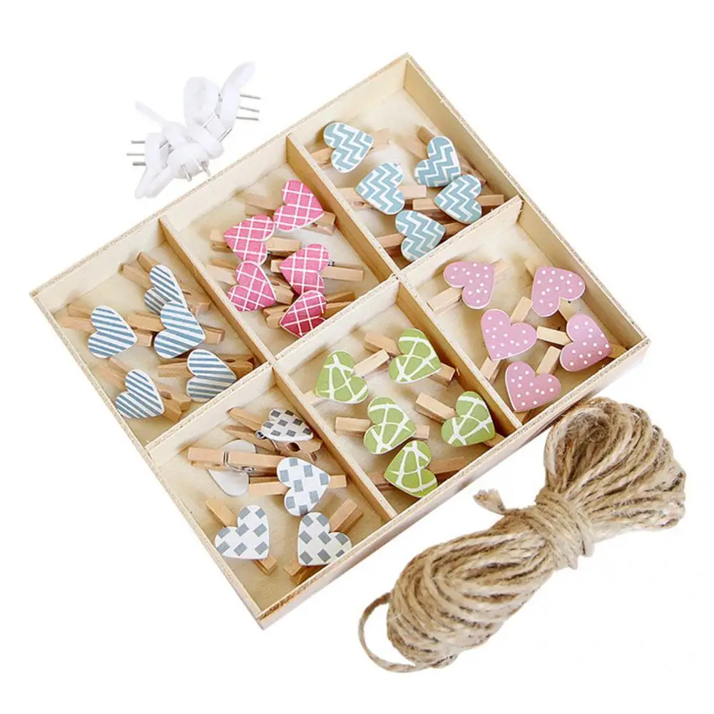 1 коробка зажимы для фотографий |