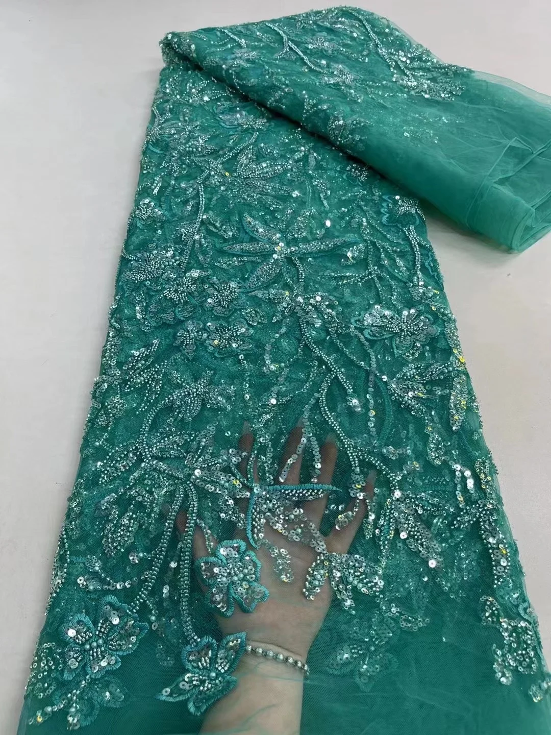 

Latest Nigerian Lace Fabrics Fashion Women African Tulle Lace Luxury Handmade Beaded Sequins Lace Fabrics For Wedding 5 Yards