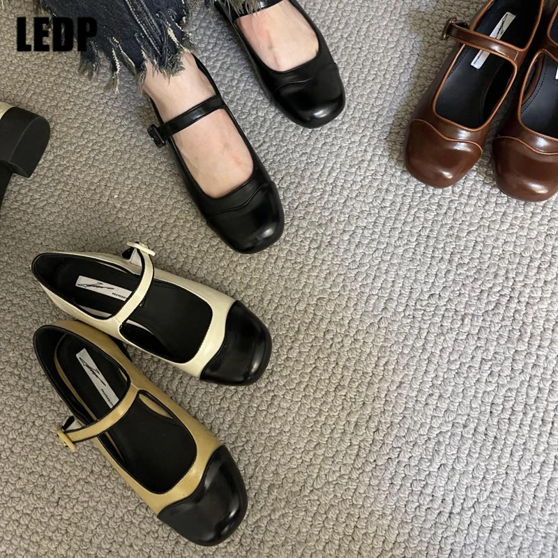 

Туфли-лодочки женские на толстом каблуке, с ремешком и пряжкой