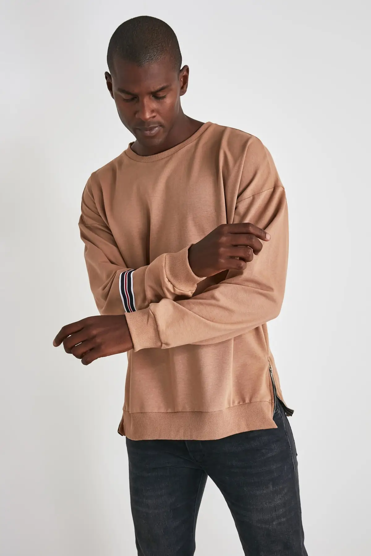 

Trendyol Men Sweatshirts TMNAW21SW0796