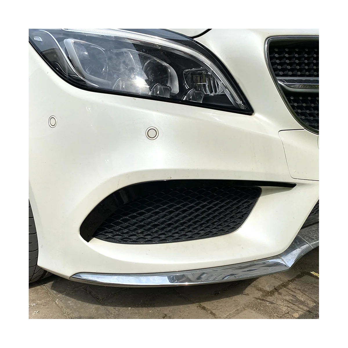 

Car Front Bumper Spoiler Fog Light Grille Trim for Mercedes Benz CLS Class C218 X218 2014-2017 AMG Line(Carbon)