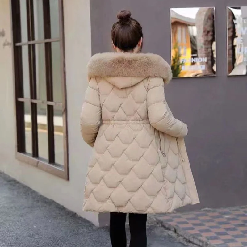 New winter Korean version Slim fit Fashion Medium long down cotton jacket Women's warm big fur collar waist closing cotton