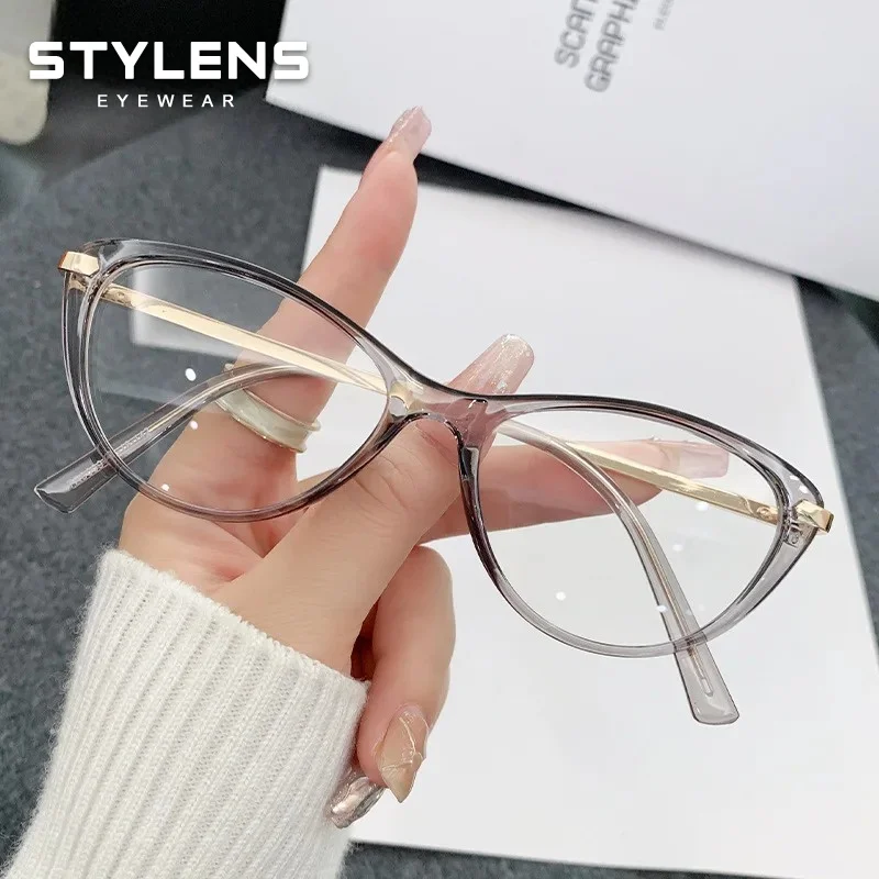 Фото STYLENS Модные женские очки «кошачий глаз» для коррекции миопии, фотохромные, с защитой от синего света, очки для чтения с прогрессивными линзами по рецепту. №3
