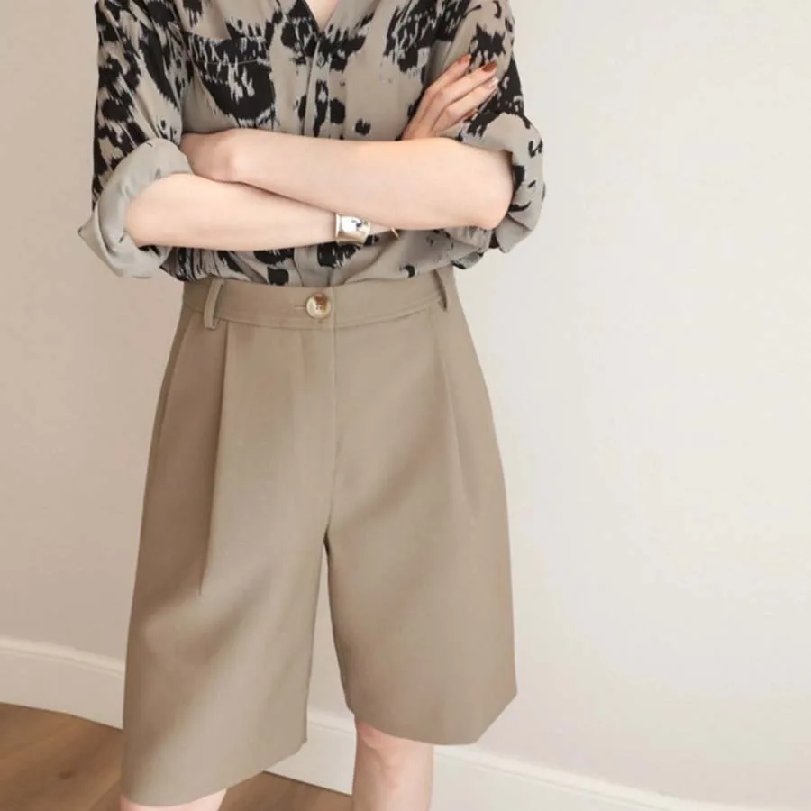 

Women's Suit Wide Leg Shorts Pants 2022 Summer Design Medium Pants Thin And Loose Foreign Style Show Five Minutes Pants Straight