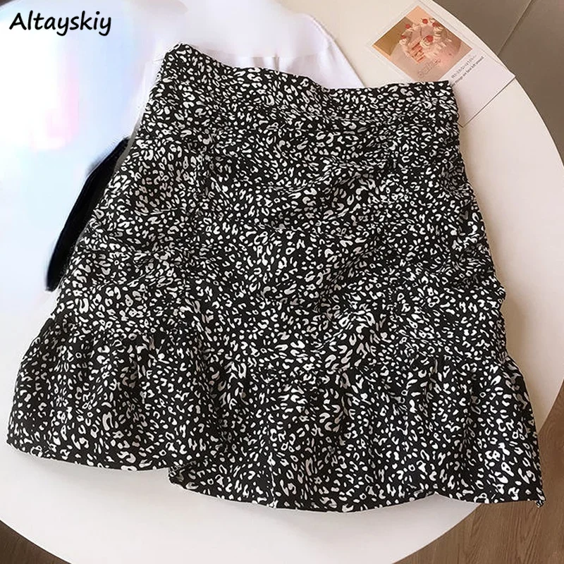 

Skirts Women Design Folds A-line High Waist Harajuku Simple Ladies Fashion Street Wear Retro College Hot Sale Casual All-match