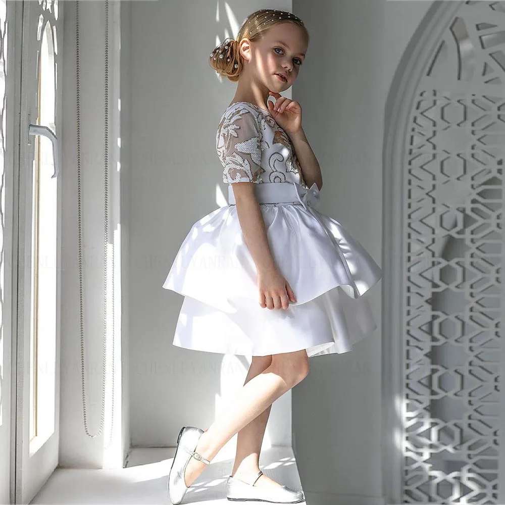 

Ivory Flower Girls Dresses 2023 Lace Satin A-Line Kids Wedding Party Dress Knee-Length Short Sleeves Elegant Girl Princess Gowns
