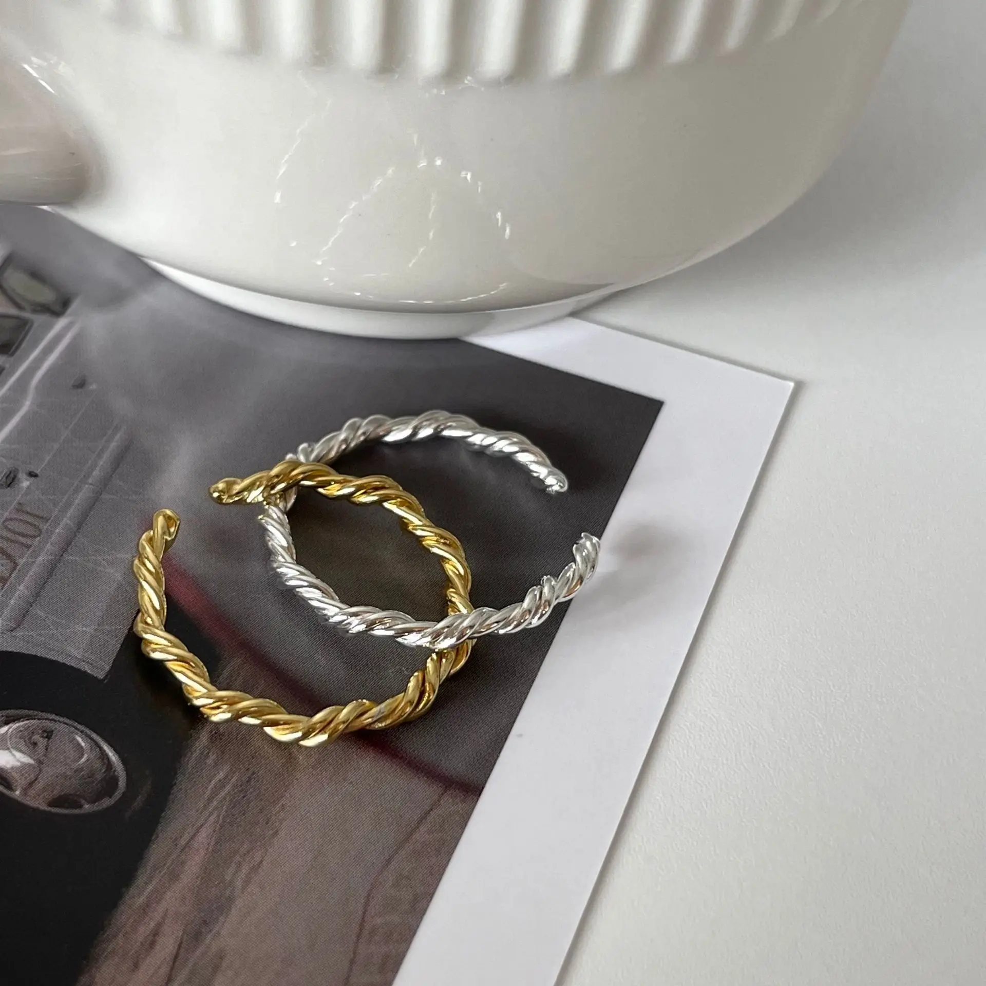 

Оригинальное серебряное ювелирное изделие S925 пробы из 18-каратного золота, плетеная веревка, регулируемое кольцо C-J1737