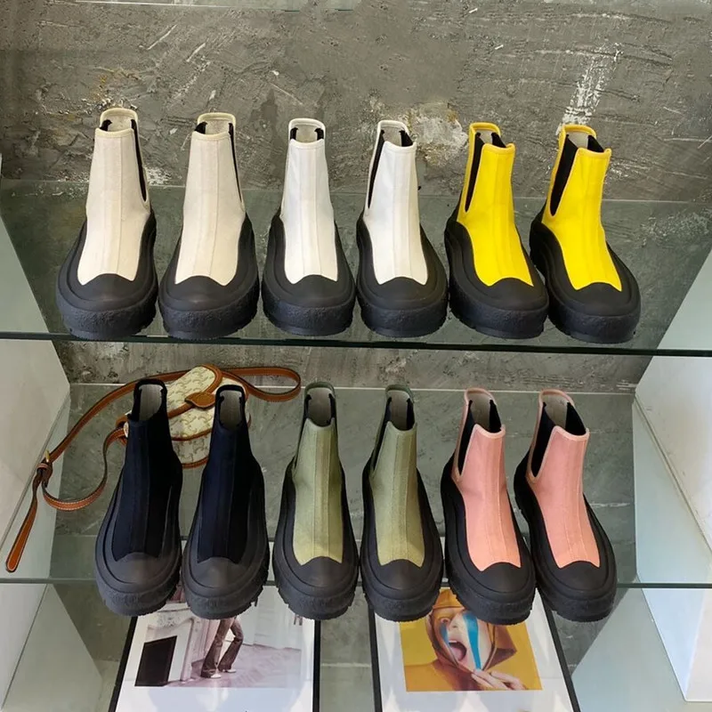 

Новые короткие ботинки на толстой подошве для осени и зимы, женские парусиновые Ботинки Челси, однотонные ботинки, ботинки мартинсы на плос...