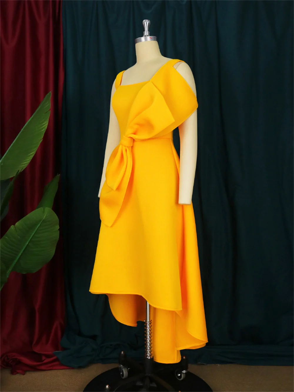 Romans Yellow Party Dress Strapless Short Evening Dress 2022 Bow Women Dress Tea Length Prom Dress Robe Wedding Party Dress