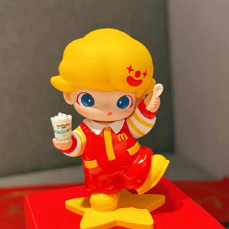 Фото Коллекционная фигурка POPMART X McDonald's Mccafe Dimoo в тематике McFlurry, настольное украшение, сувенир для коллекционеров мультфильмов №3