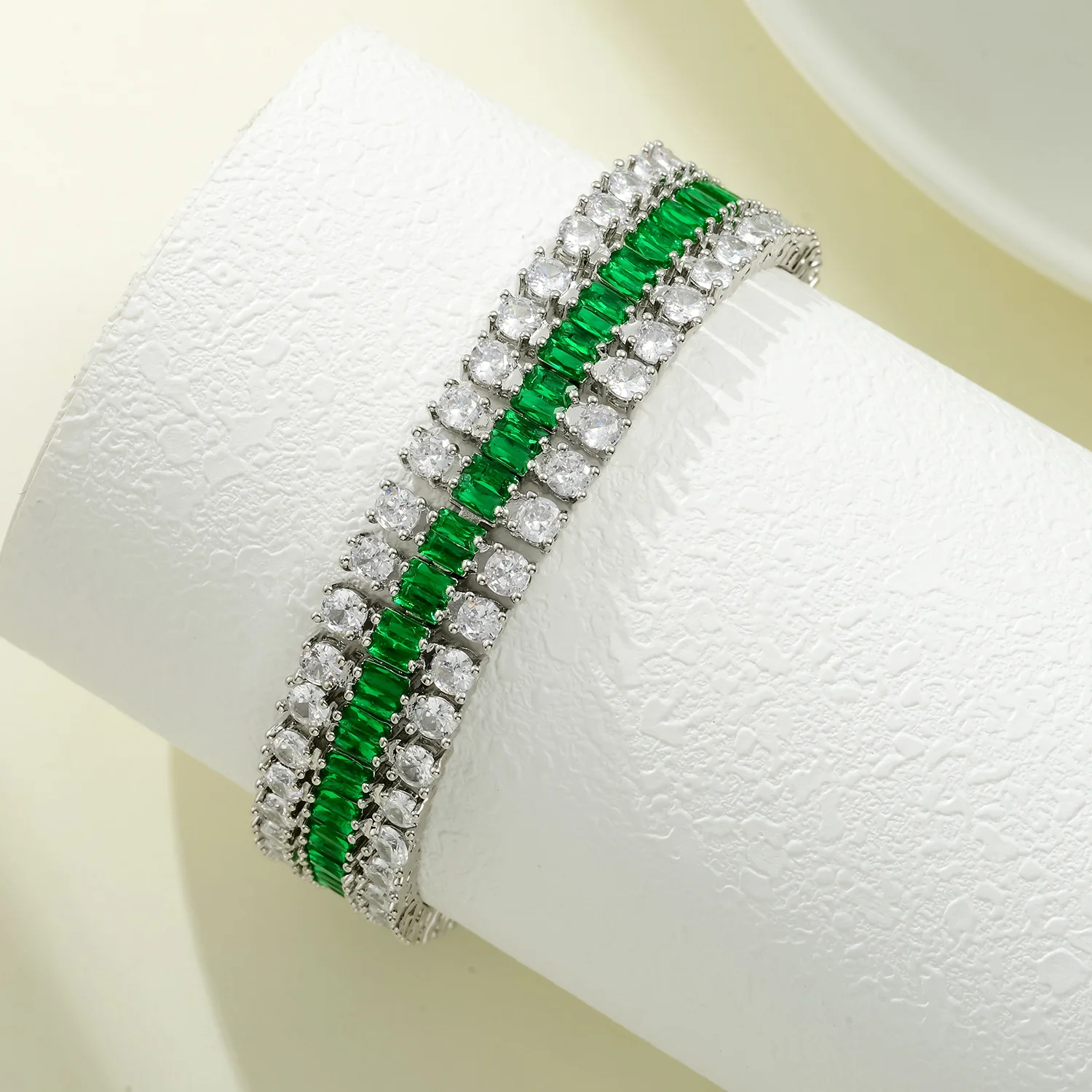 

Изящные Ювелирные изделия, женский браслет с 3 линиями бриллиантов, прозрачный зеленый браслет-цепочка