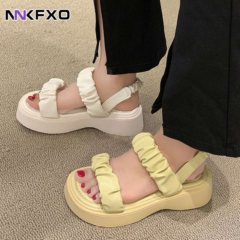 

Женские босоножки на платформе, простые повседневные босоножки в римском стиле с плиссированной подкладкой и пряжкой на щиколотке, модель ...