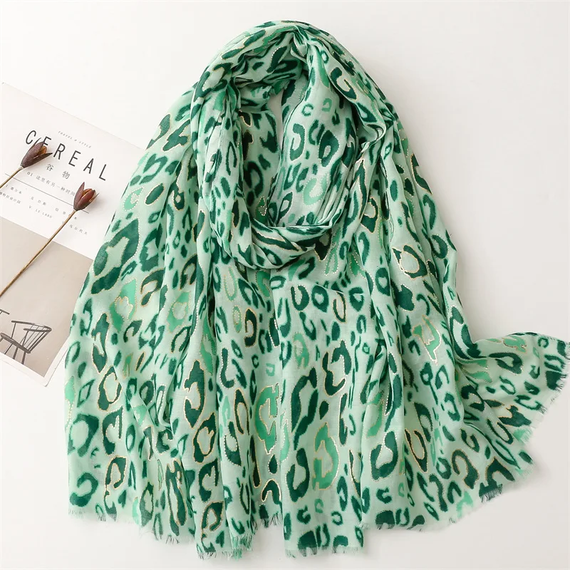 Винтажный зимний женский шарф с зеленым леопардовым принтом Роскошный