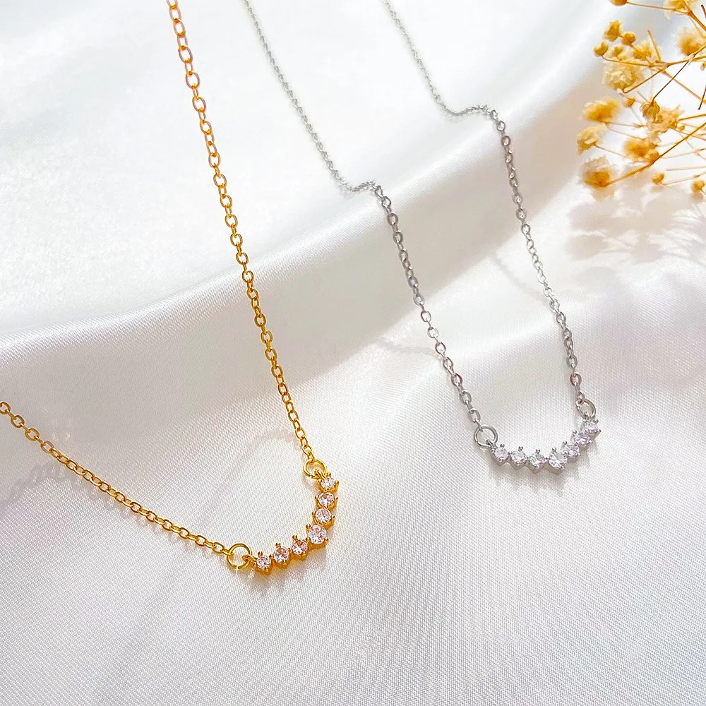 Simple Cubic Zirconia Necklace Women's Retro Fashion Niche Design Arc Pendant Collar Chain Temperament Necklace Pendants Elegant