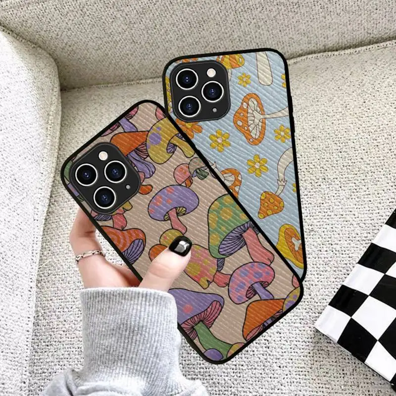 

Fresh Mushrooms Painted Phone Case Hard Leather Case for iPhone 11 12 13 Mini Pro Max 8 7 Plus SE 2020 X XR XS Coque