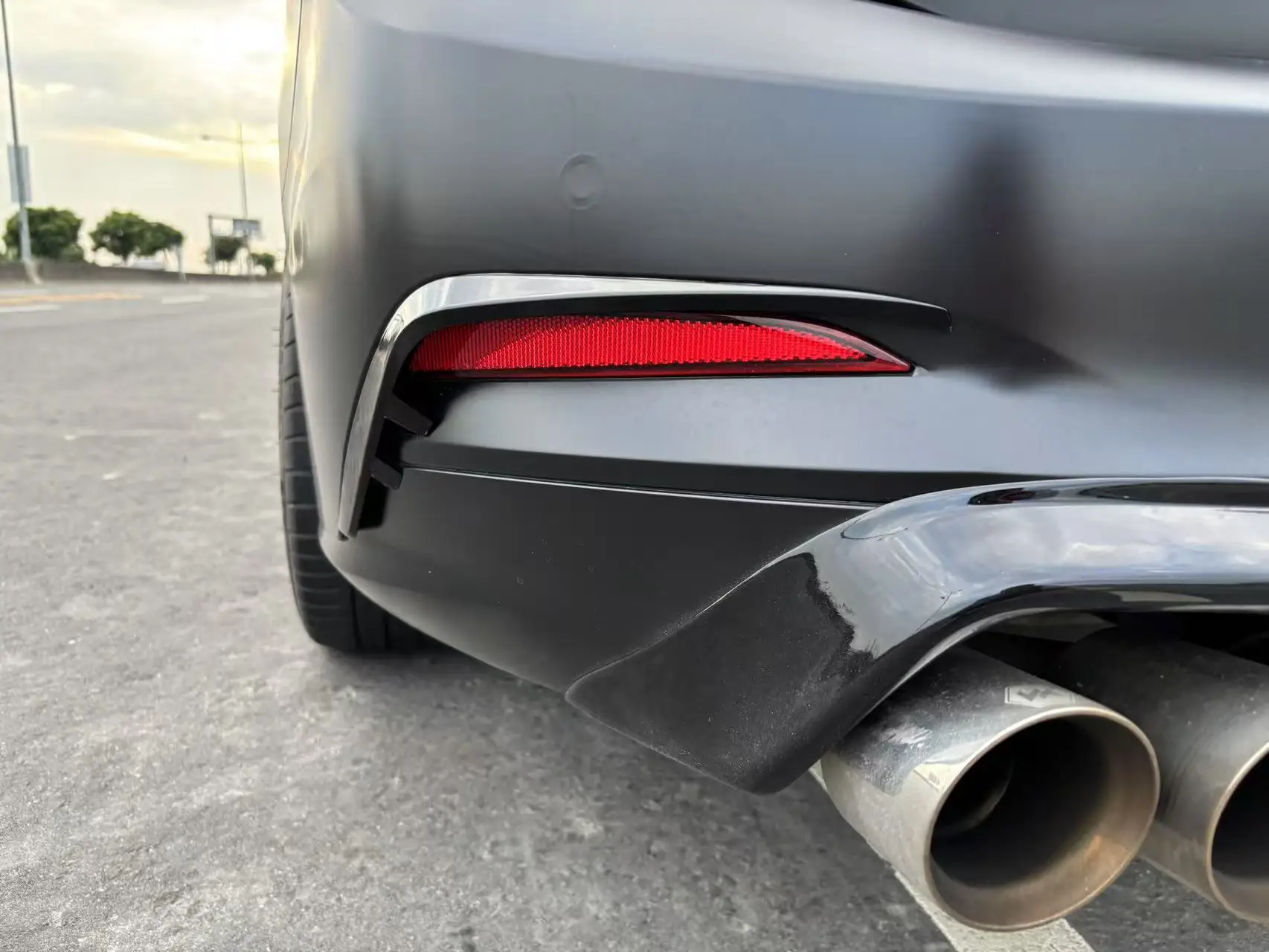 Фото Для Ford Focus MK4/4,5 ST/ST-Line Универсал, разделитель заднего бампера, боковое крыло, отделка Canard, глянцевый черный плавник акулы, комплект ножей для ветра №5