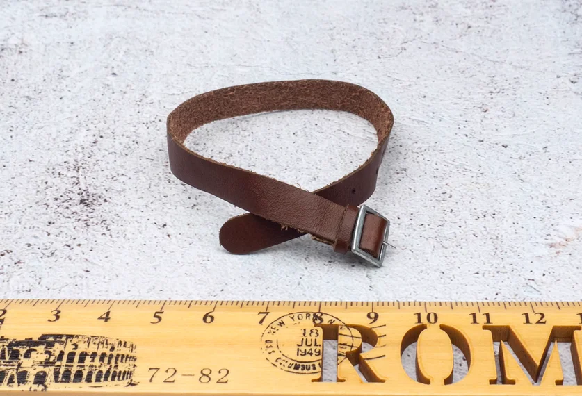 

QOM-1029 1/6 Male Soldier 19th Route Army 61st Division Belt Model for 12''