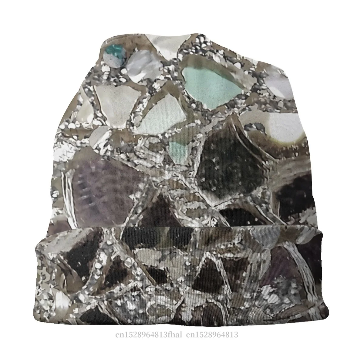 Изображение взрыва сверкающей серебряной блестящей зеркальной капоты Мужская