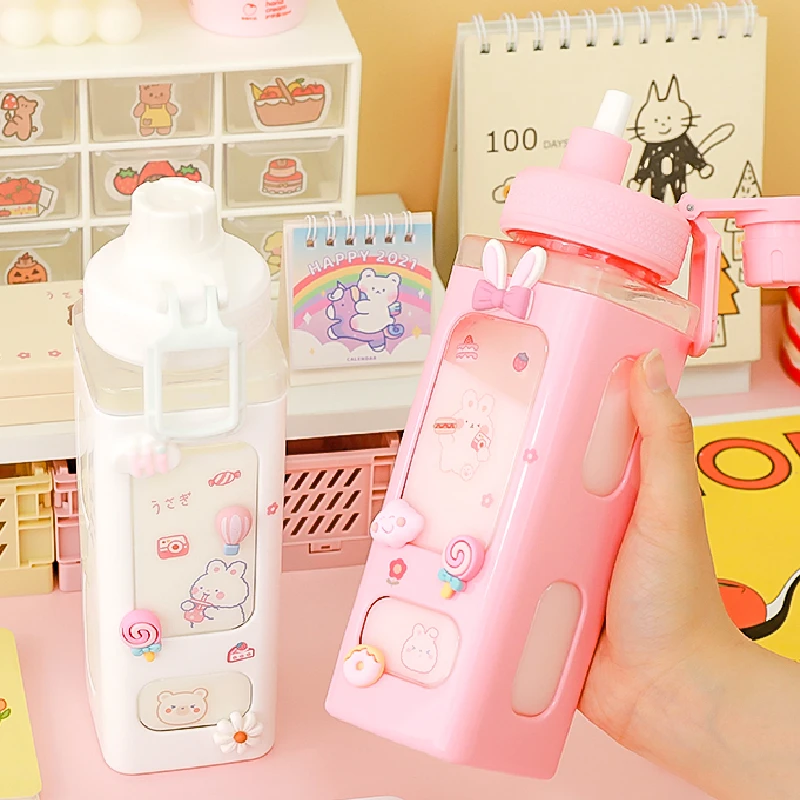 

Cute Bear Pastel Water Bottle With 3D Sticker Plastic Travel Tea Juice Milk Portable Shaker Drink Bottle 700ml/900ml