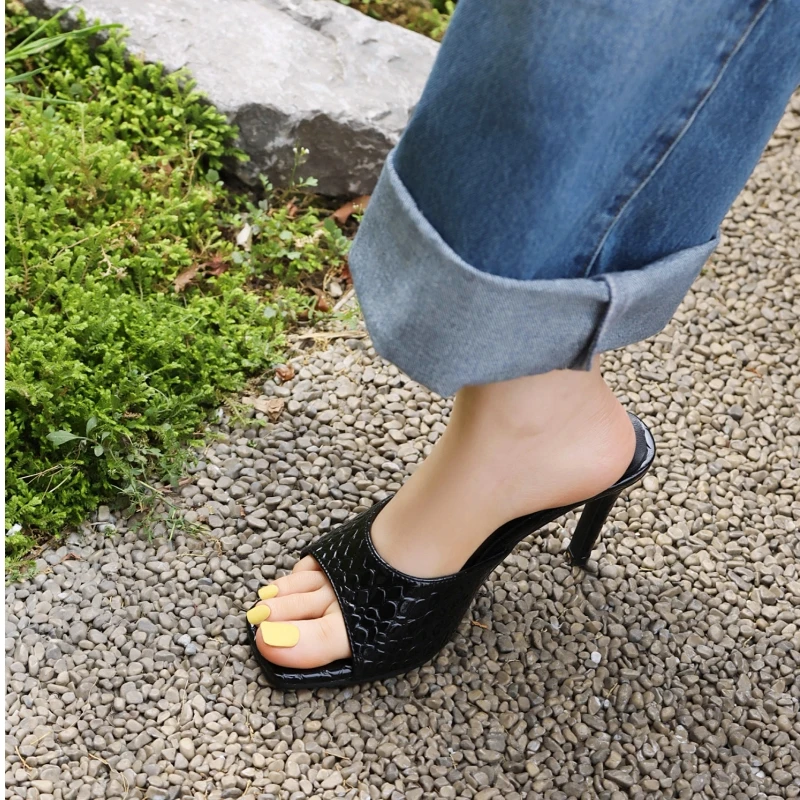 2023 Women Slippers High Heels Strip Pole Dance Shoes Flip Flops Pointed Toe Slides Stone Pattern Slipper Simple Banquet Shoes