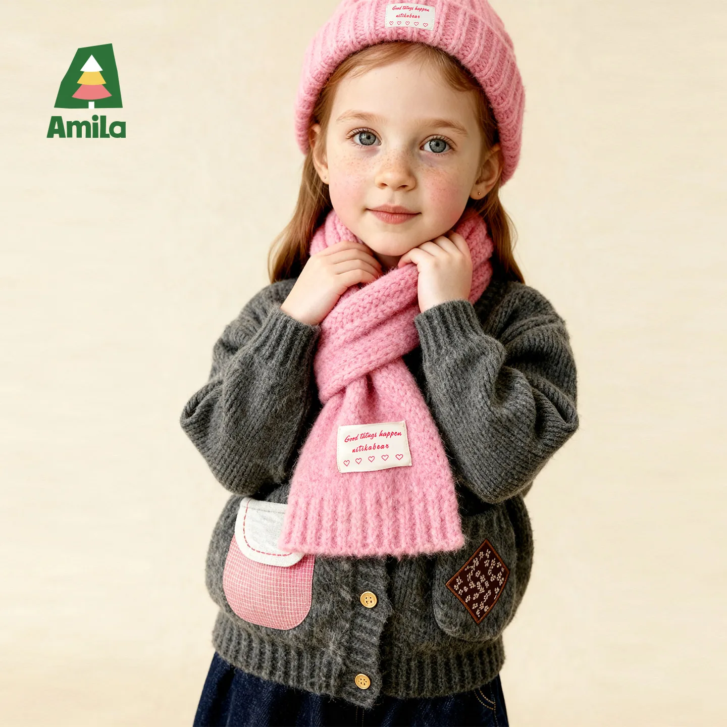 Фото Детская зимняя вязаная теплая шапка Amila с средней эластичностью, удобная посадка на голову, не плотная, практичная. №2