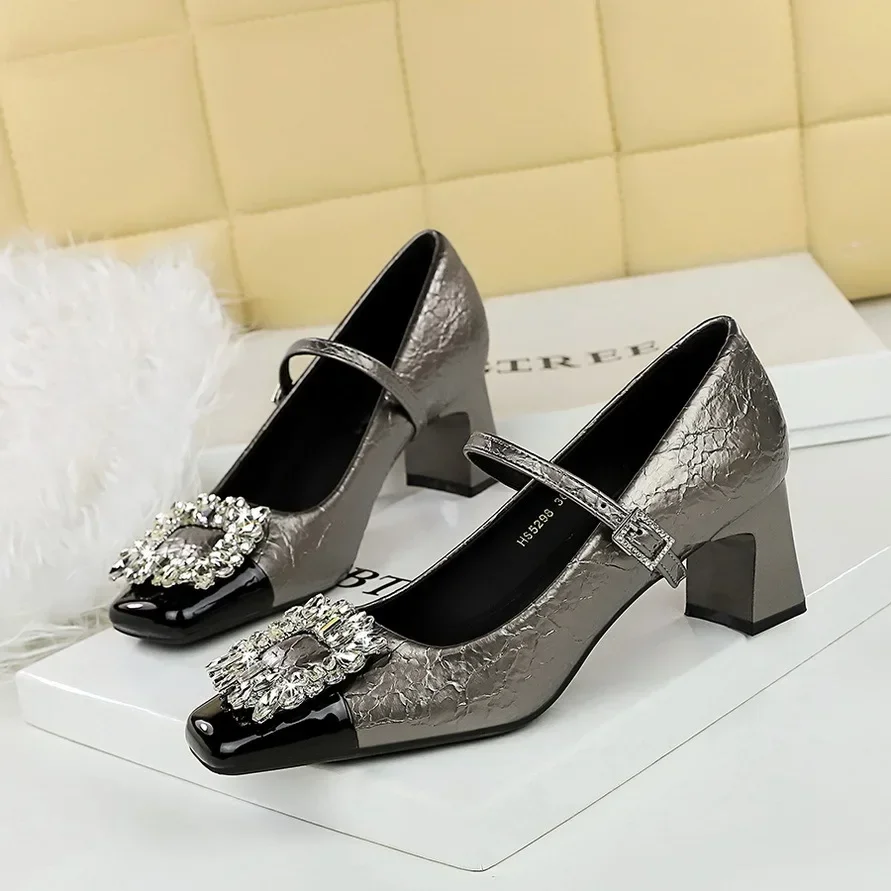 Обувь BIGTREE женские туфли-лодочки с металлическими украшениями и кристаллами