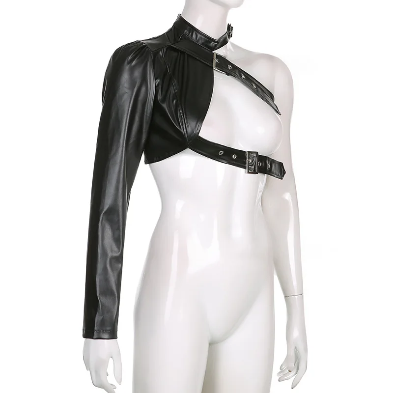 Женская куртка с длинным рукавом черная из искусственной кожи на одно плечо