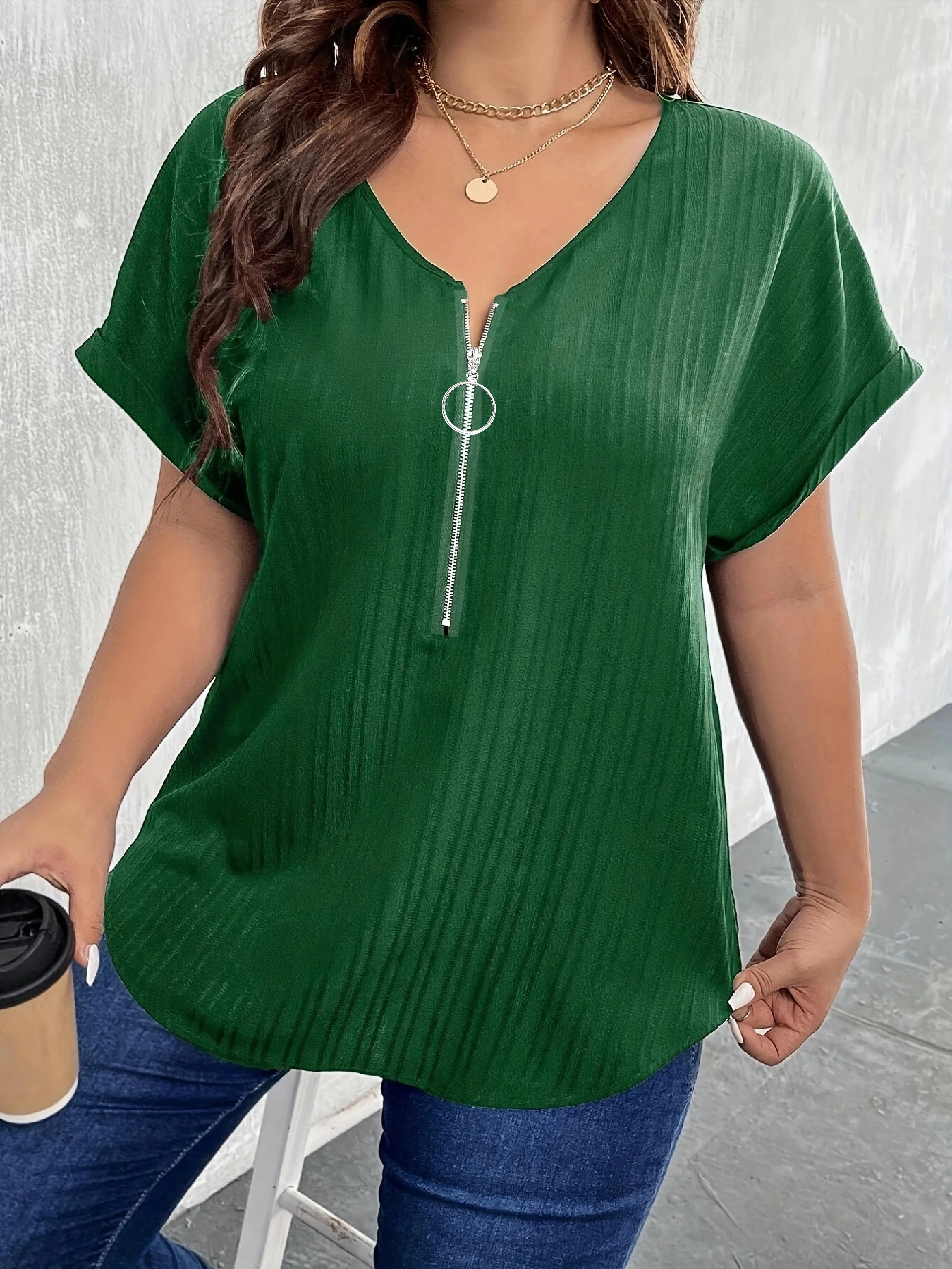 Однотонная футболка с рукавом летучая мышь и молнией