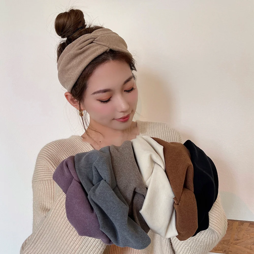 

Korean Style Wide Cross Headbands for Woman Solid Hairband Elastic Sports Yoga Headwear Girls Hair Band Hair Accessories New