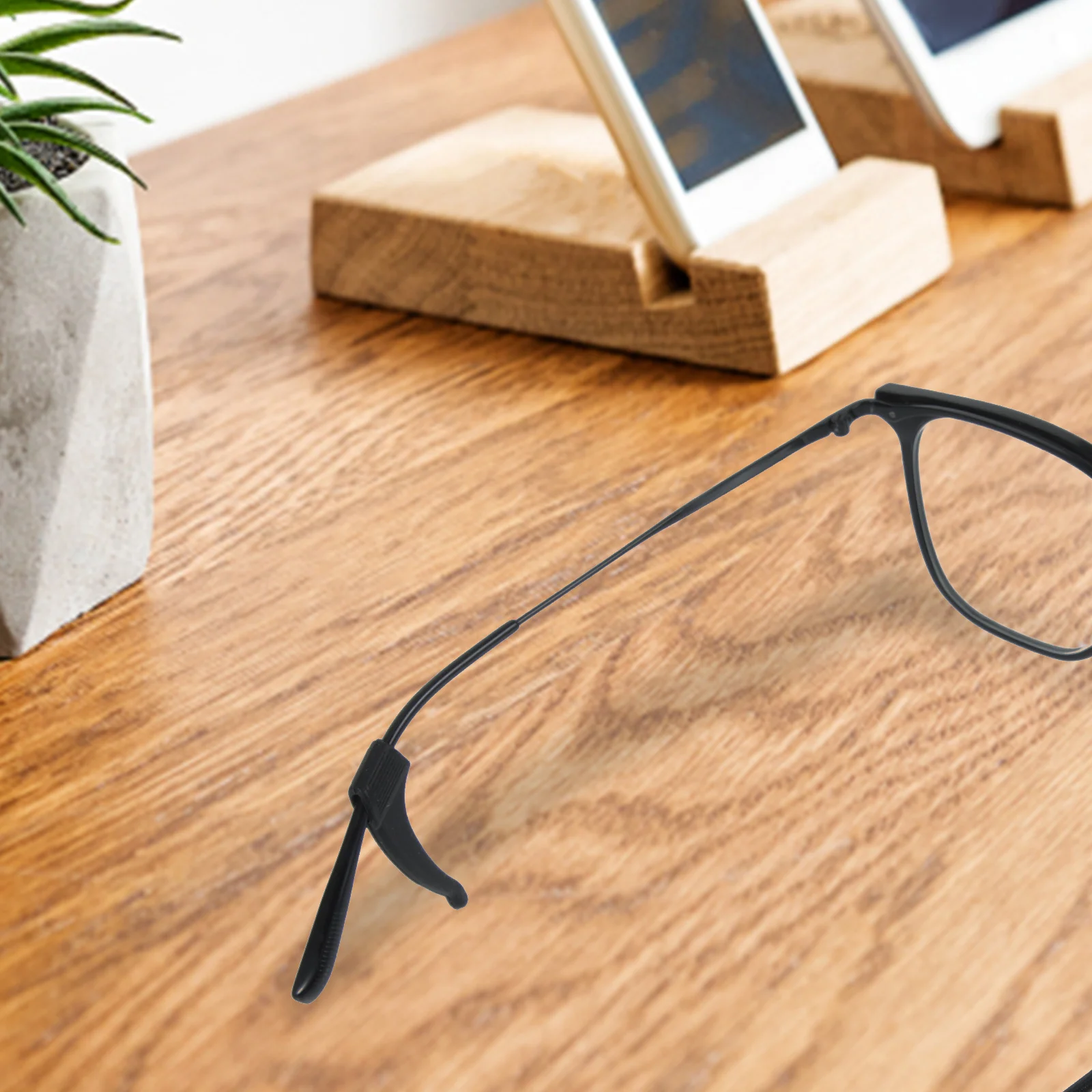 Рисунок 6 - Противоскользящие силиконовые держатели