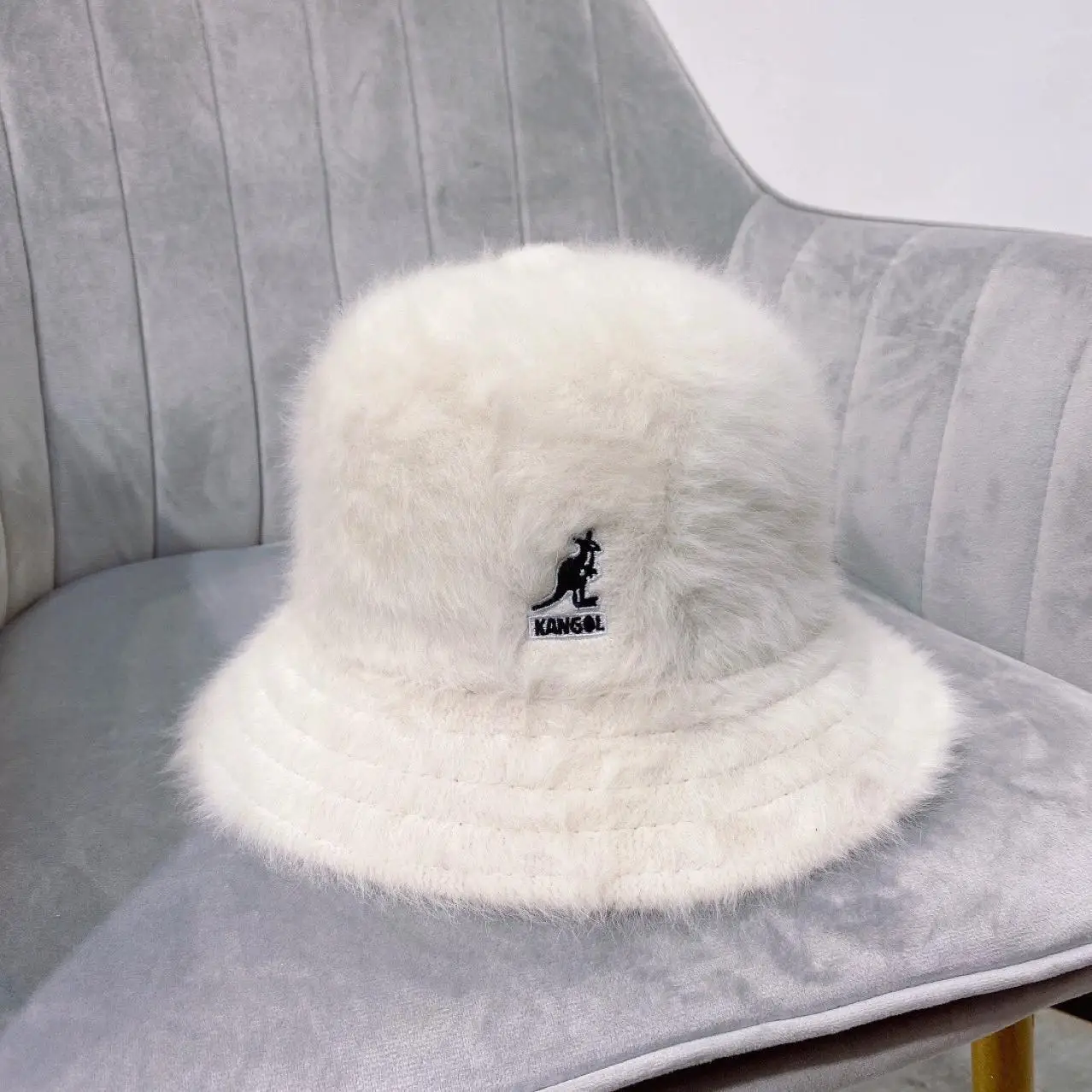 

KANGOL Kangaroo Bowl Hat Rabbit Hair Round Top Fisherman's Hat Embroidered Warm keeping Star Same Style Couple's Hat