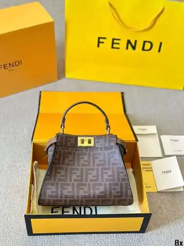 Fendi сумка 1:1 2024 Новые женские сумки кошелек мода почтовник покупки роскошь оригинал