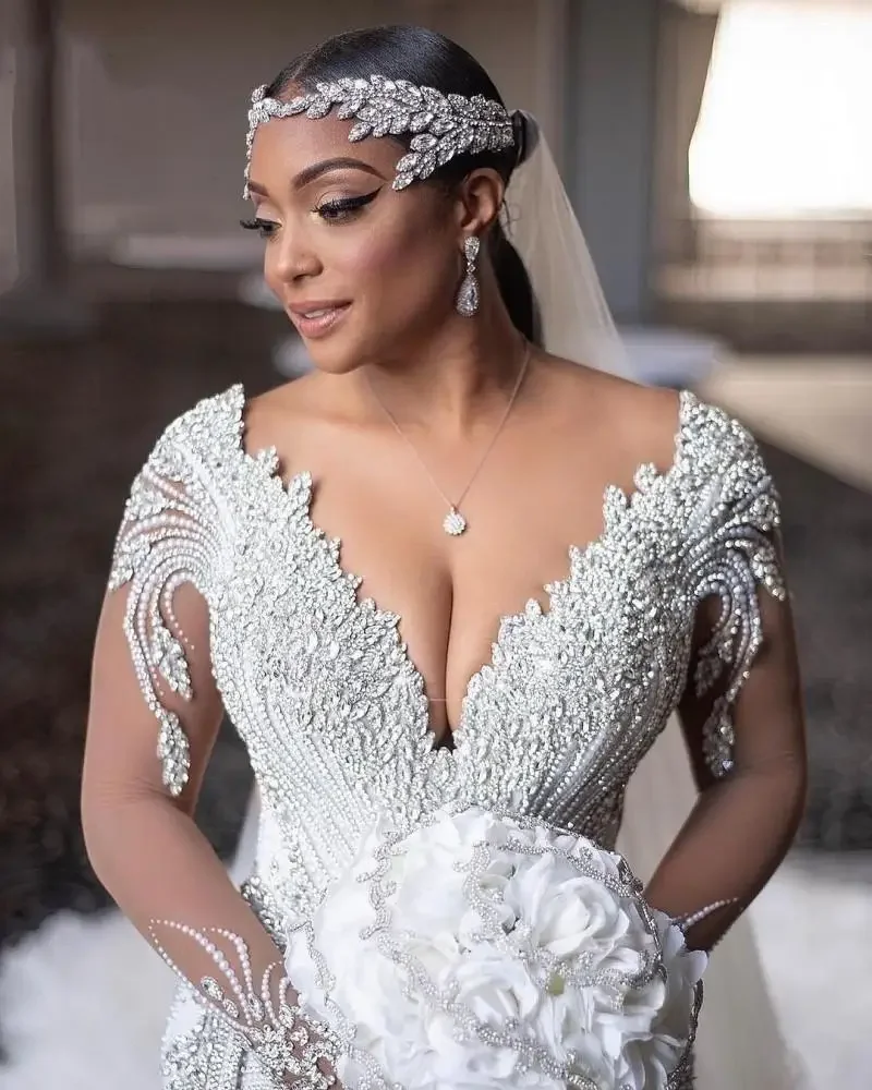 Customized Crystal Pearls Mermaid Wedding Dresses Bridal Gowns Long Sleeves V Neck Tiered Ruffles Chapel Train Robe De Soirée Ma