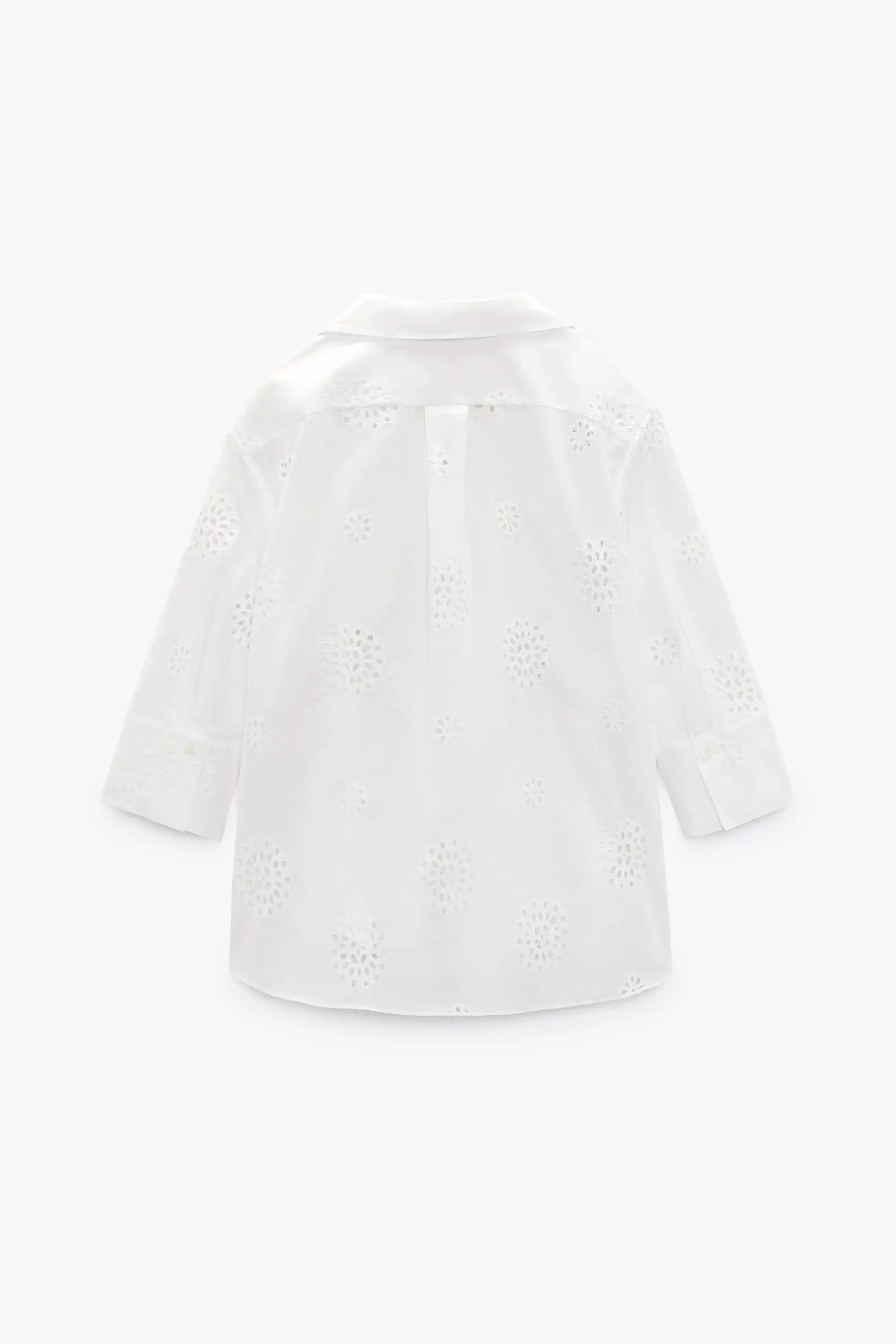 Рисунок 6 - Рубашка с вышивкой гребешком