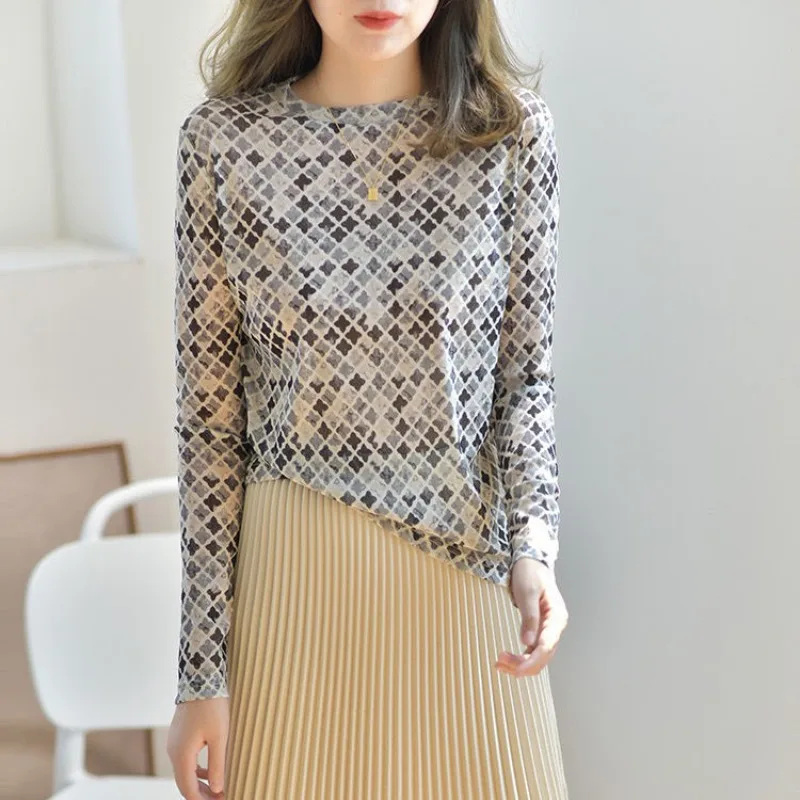 

2023 Warm Woman T-shirt with Print Loose Tshirt Fitted Coquett Kpop Elegant and Youth Clothing Designer Top for Women New In Tee