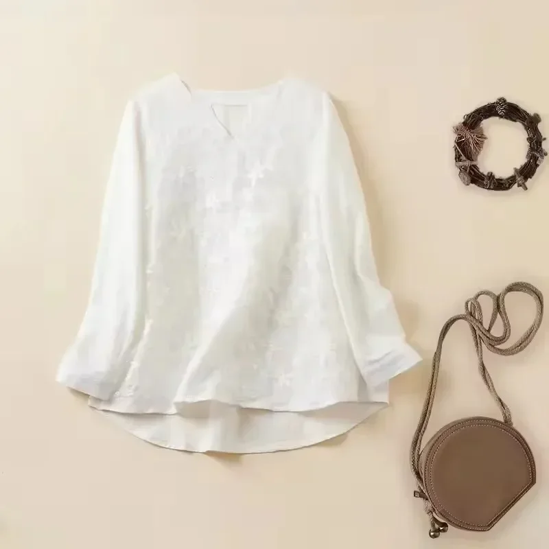 Лидер продаж 2024 женская хлопково-льняная блузка с v-образным вырезом и вышивкой