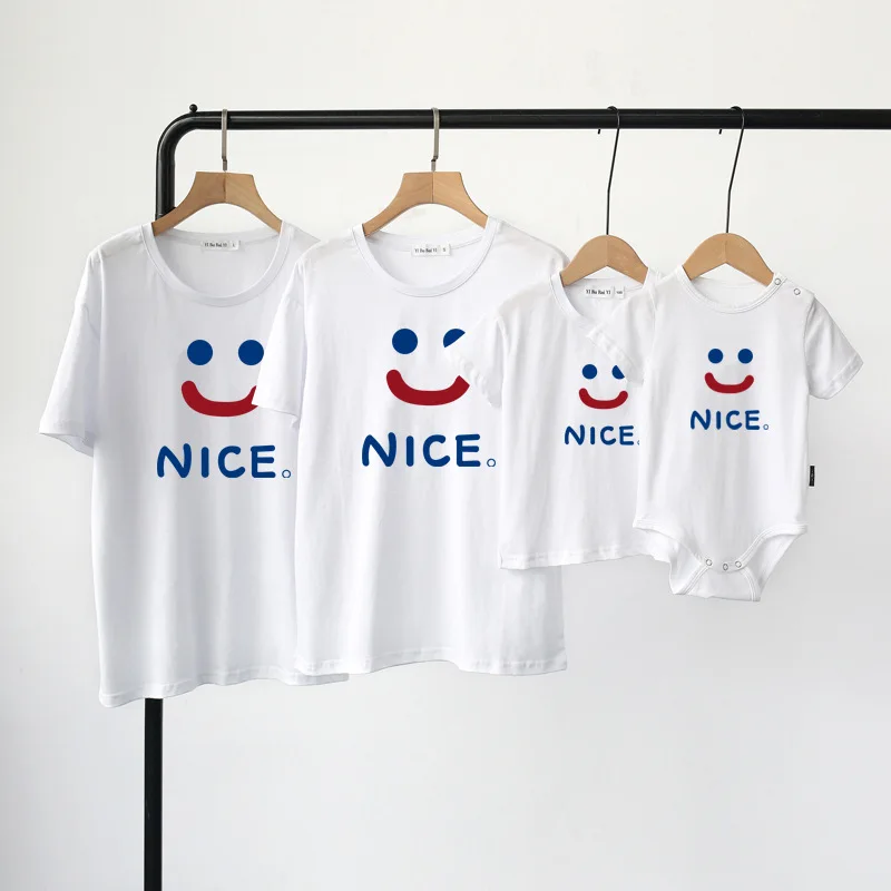 

Summer Parent Child Wear Smiley Face Clothes Baby Jumpsuit Short Sleeved T-shirt Cotton Round Neck Comfortable Breathable Unisex