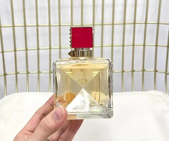 

Высококачественный парфюм для мужчин и женщин с натуральным ароматом