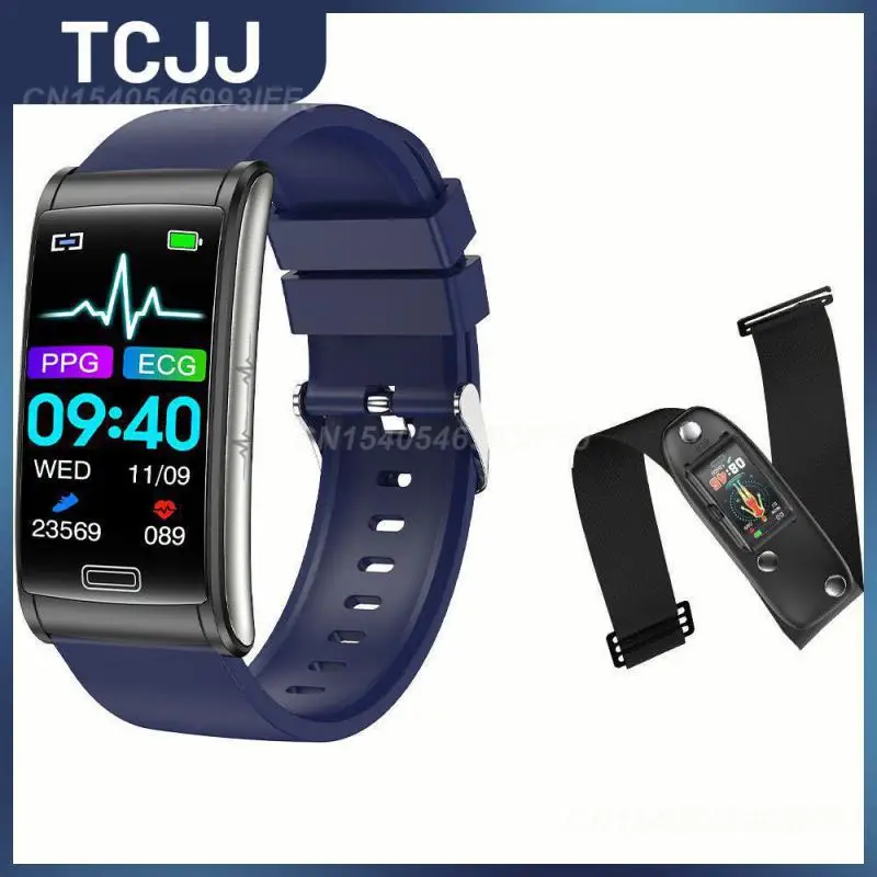 

Hypersurface Sports Bracelet Multifunctional Fitness Bracelet Accuracy Of Data 1.47 Inches Smart Bracelet Motion Pedometer Watch