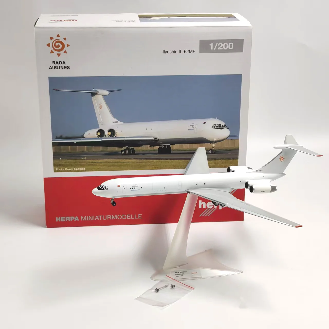Металлическая модель самолета Herpa 62MF 571715 в масштабе 1:200 (art.: 3920dcb2745f1) - 3920dcb2745f1