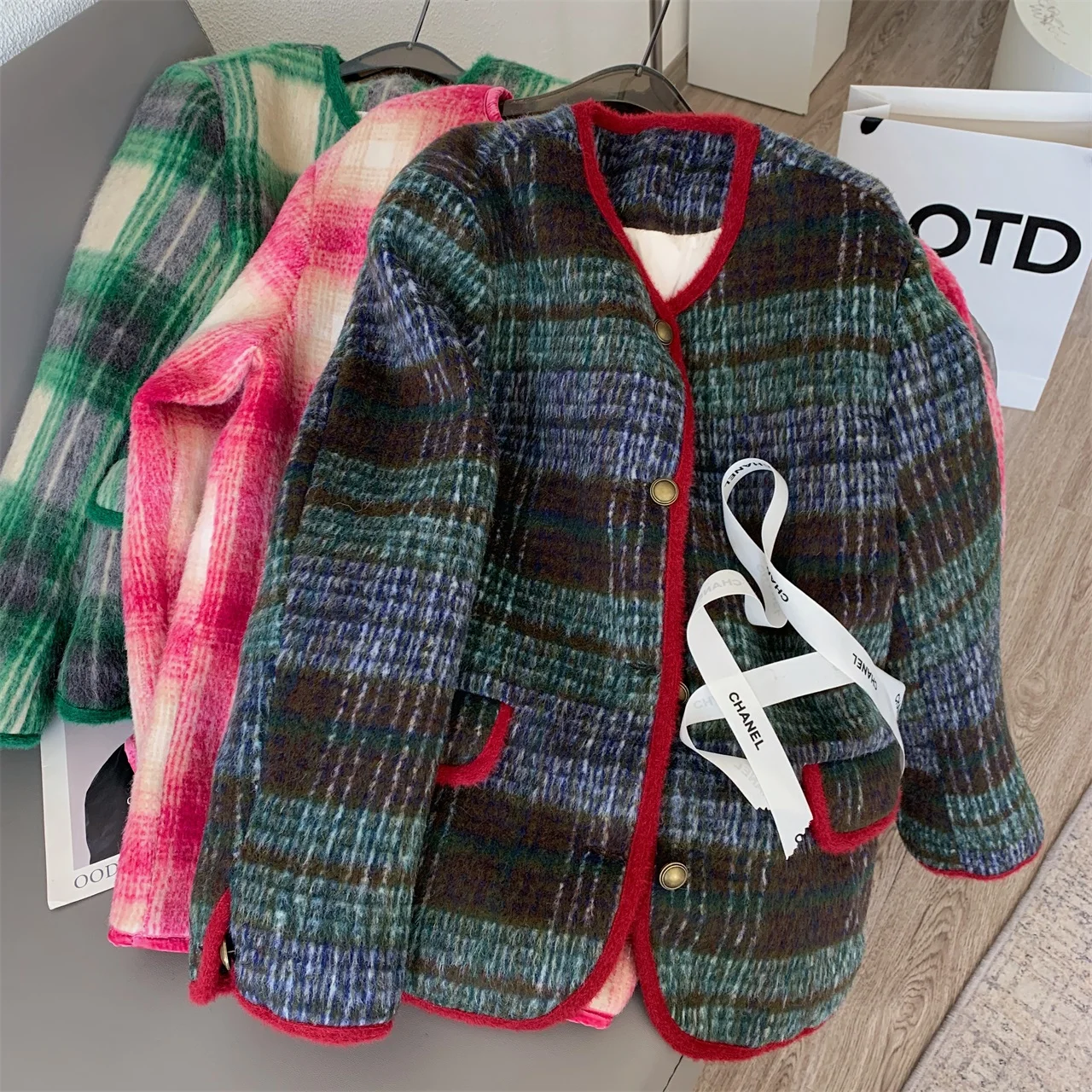 

Retro Plaid Small Incense Wind Tweed Jacket Winter New Loose Casual Collision Color Down Thickened Warm Coat Women Tops