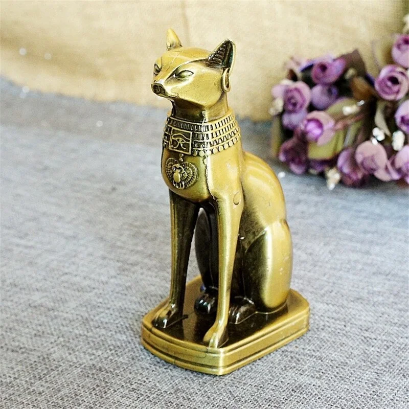 

New Fashion Ancient Egypt Bastet Statue Metal Crafts Retro Figure Sekhmet Cats God Sculpture Home Desktop Decoration Souvenir