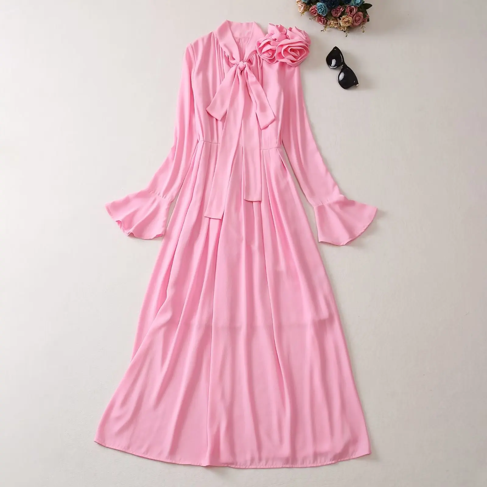 European and American women's dress 2023 summer new style Horn sleeve long sleeve disc flower fashion Pink pleated dress XXL