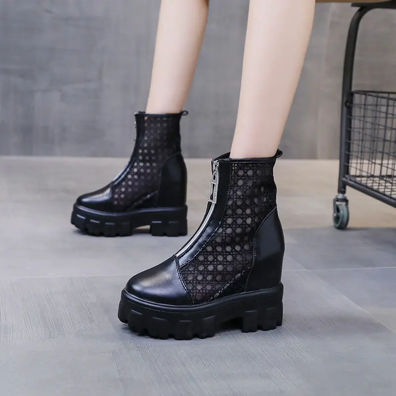 

Женские ботильоны на толстой подошве, летние дышащие ботинки на массивной платформе, женские ботинки, увеличивающие рост, обувь на молнии спереди для женщин