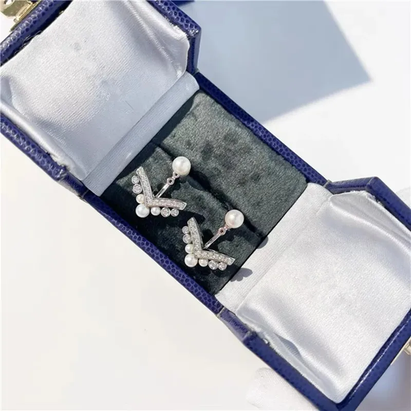 

Женские серьги из серебра 925 пробы, с жемчугом