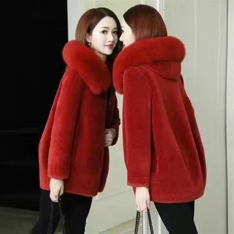 Women Winter Fashion Cashmere Thick Jackets Female Casual Fur Collar Hooded Zipper Wool Fur Coat Outerwear Casaco Feminino E759