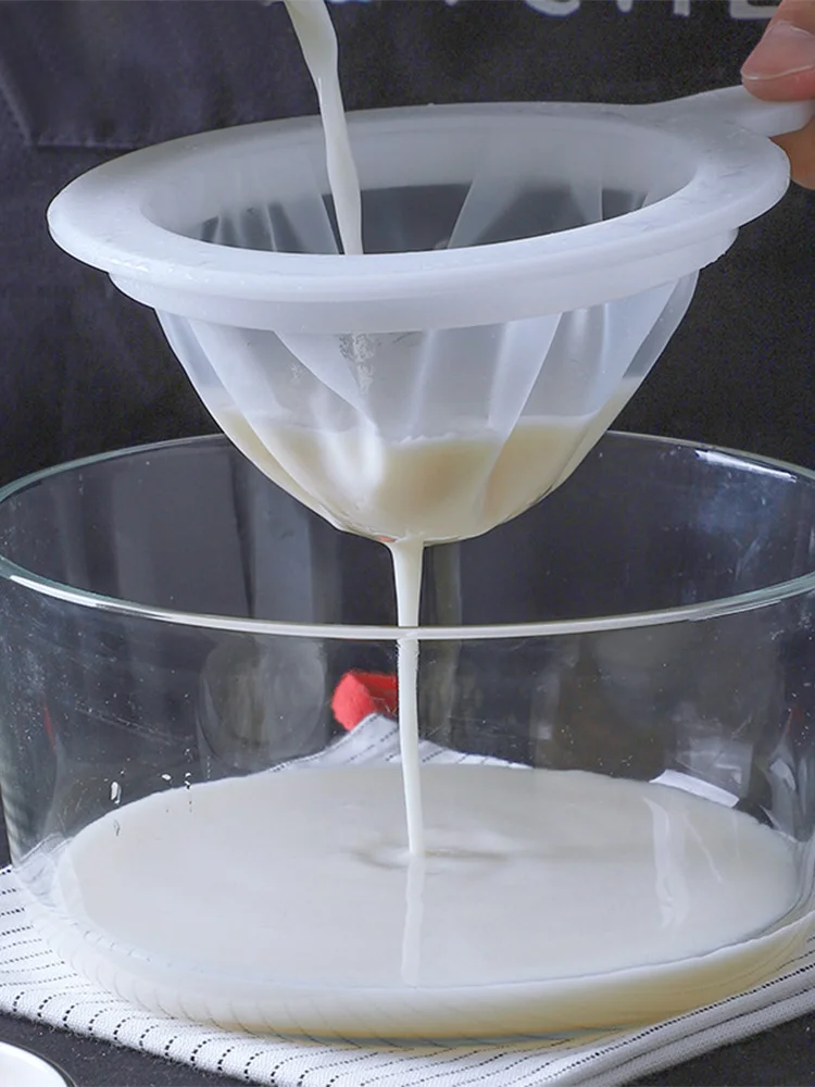 

milk Soy filter mesh, sieve spoon, ultra-fine juice, oil dust, filter residue, artifact, dregs, kitchen colander