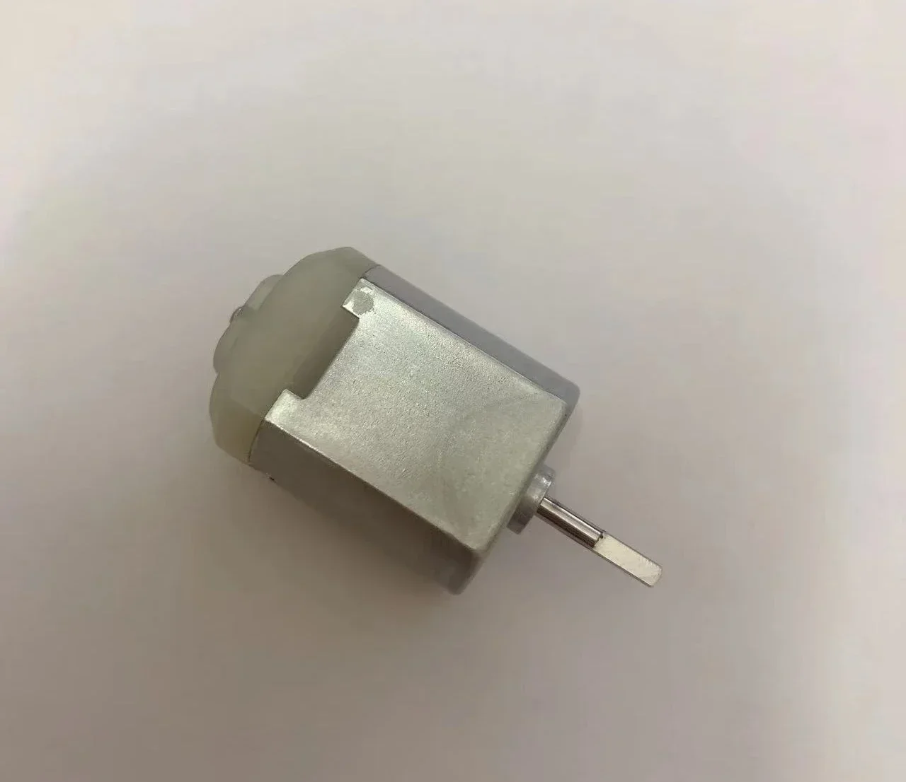 Для автомобильного внешнего зеркала Subaru складной двигатель фотоэлектрический