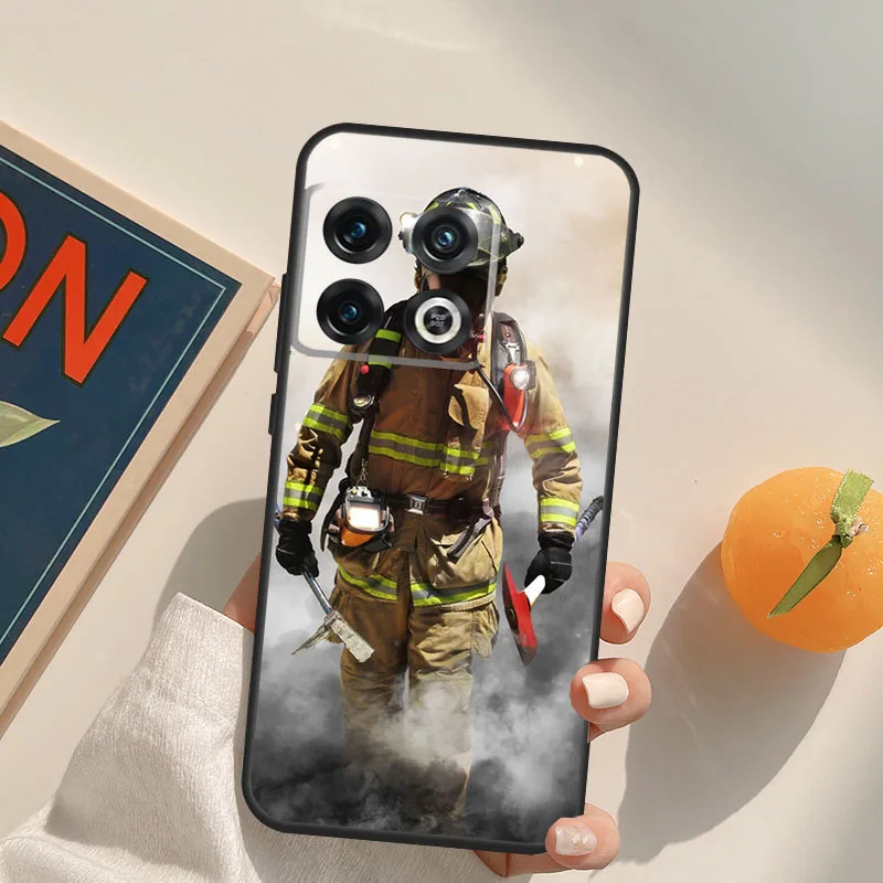 Фото Чехол Firefighter Heroes Fireman Cool Case для OnePlus 13R 12R 10R 13T 10T 11 12 13 15 OnePlus Nord 5 CE 2 3 4 Lite N20 N30 №2