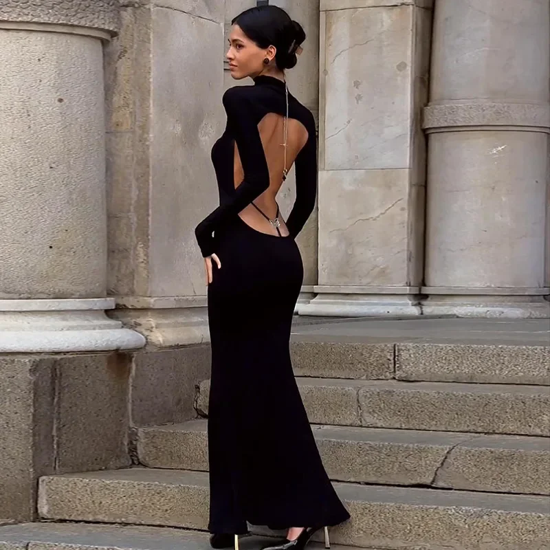 Женское черное вечернее платье макси с открытой спиной